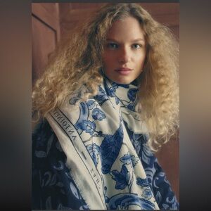 NWOT Sezane Antoinette Poisson PIO scarf